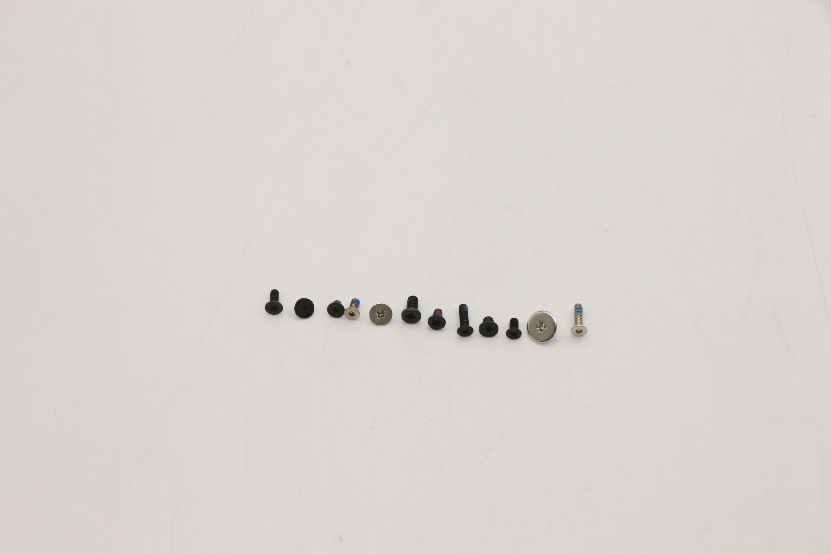 5S10S35397 - Original Lenovo SCREW SCREW PACK W 82R9