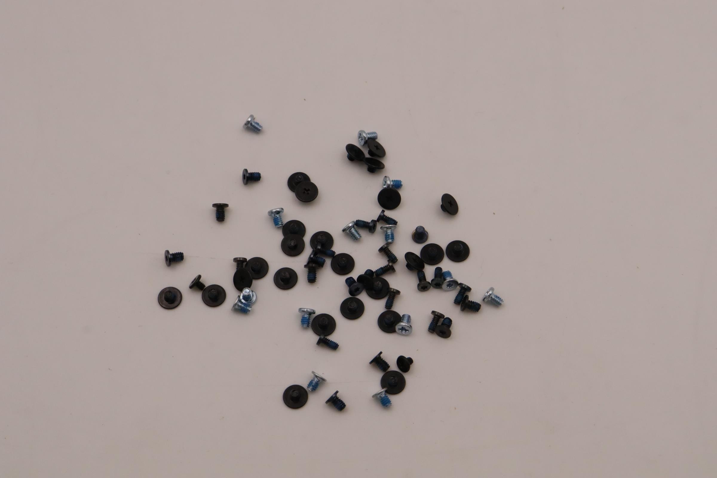 5S10S35450 - Original Lenovo SCREW Screw Pack WT 82TQ