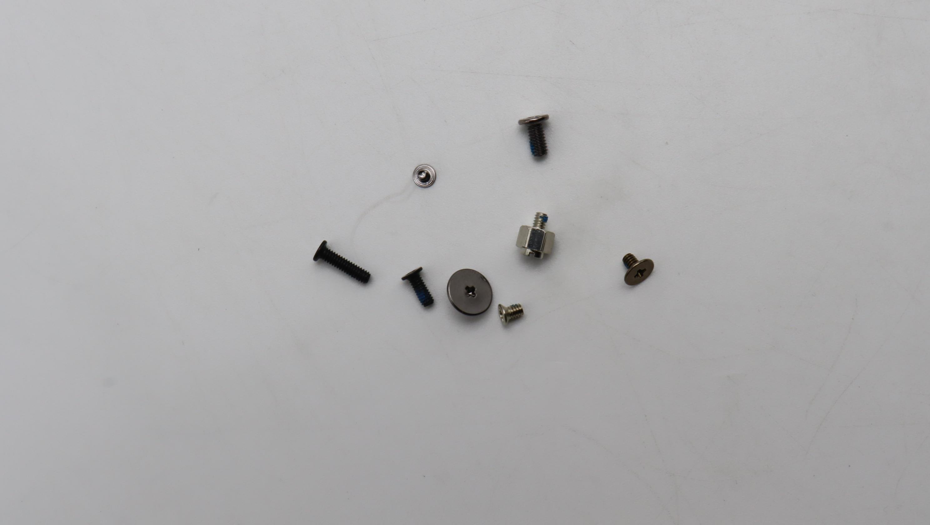 5S10S35578 - Original Lenovo SCREW Screw Pack C 82YA