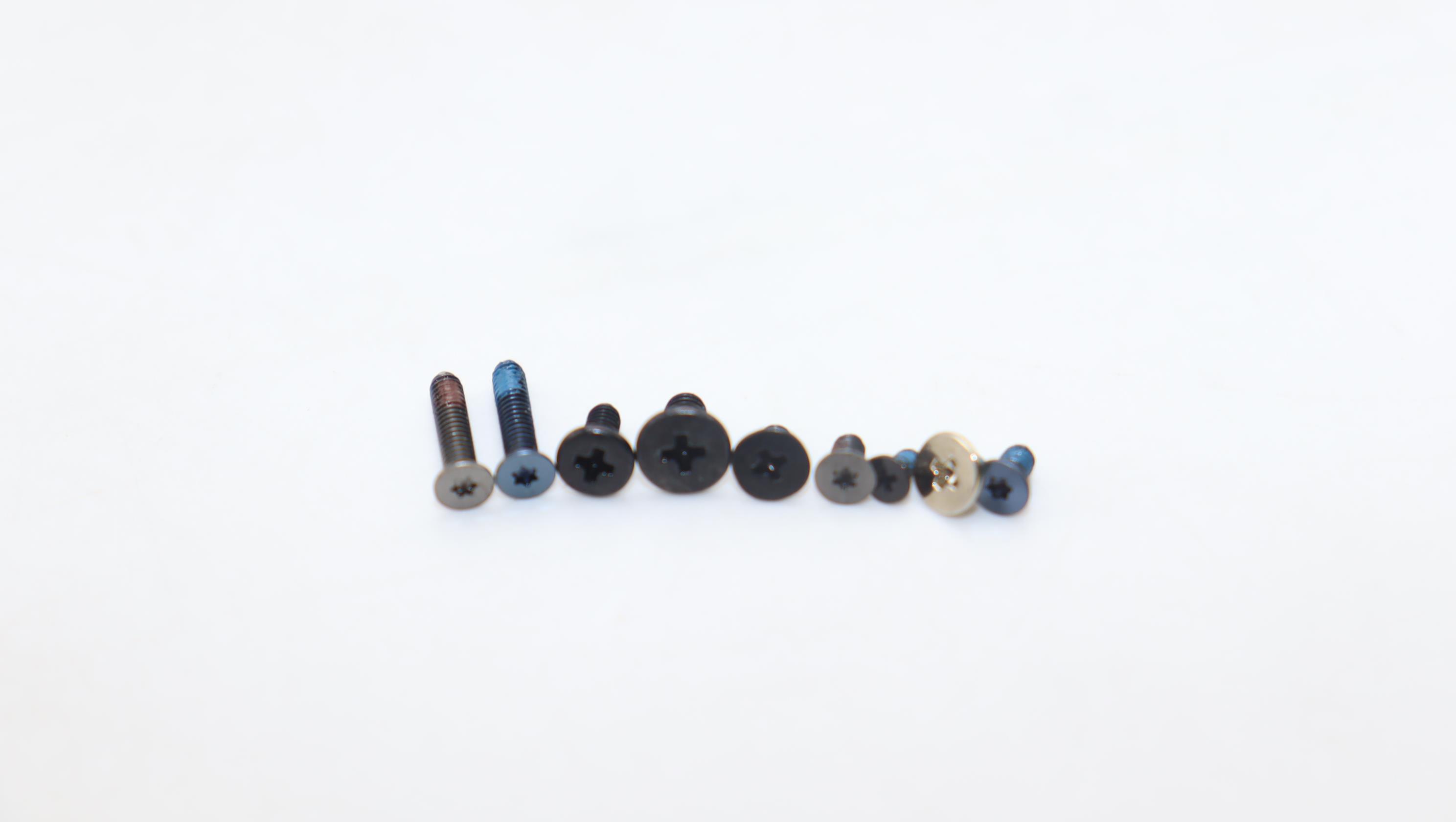 5S10S35579 - Original Lenovo SCREW Screw L 83AR KITS