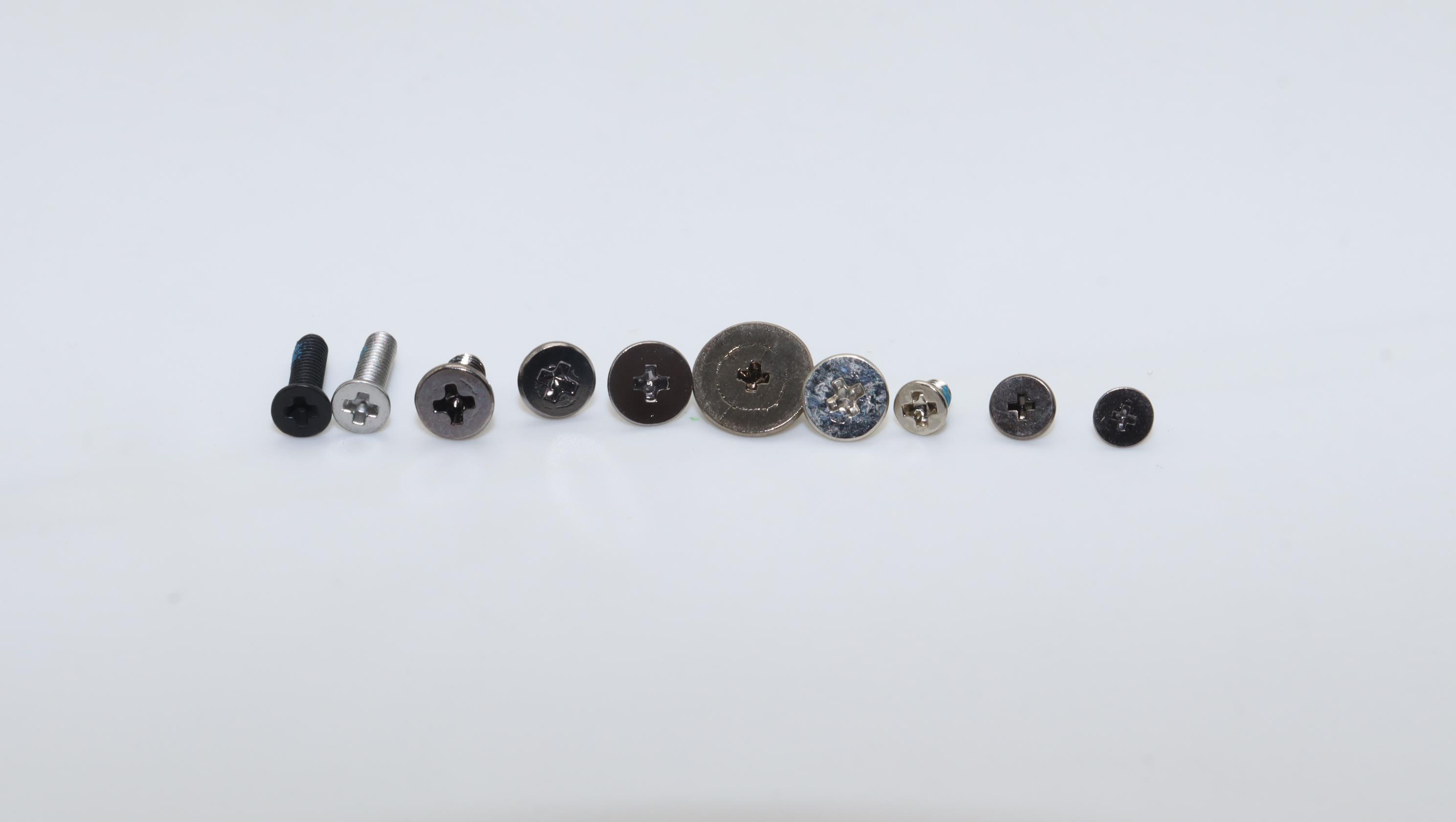 5S10S35584 - Original Lenovo SCREW Screw Pack C 82Y3