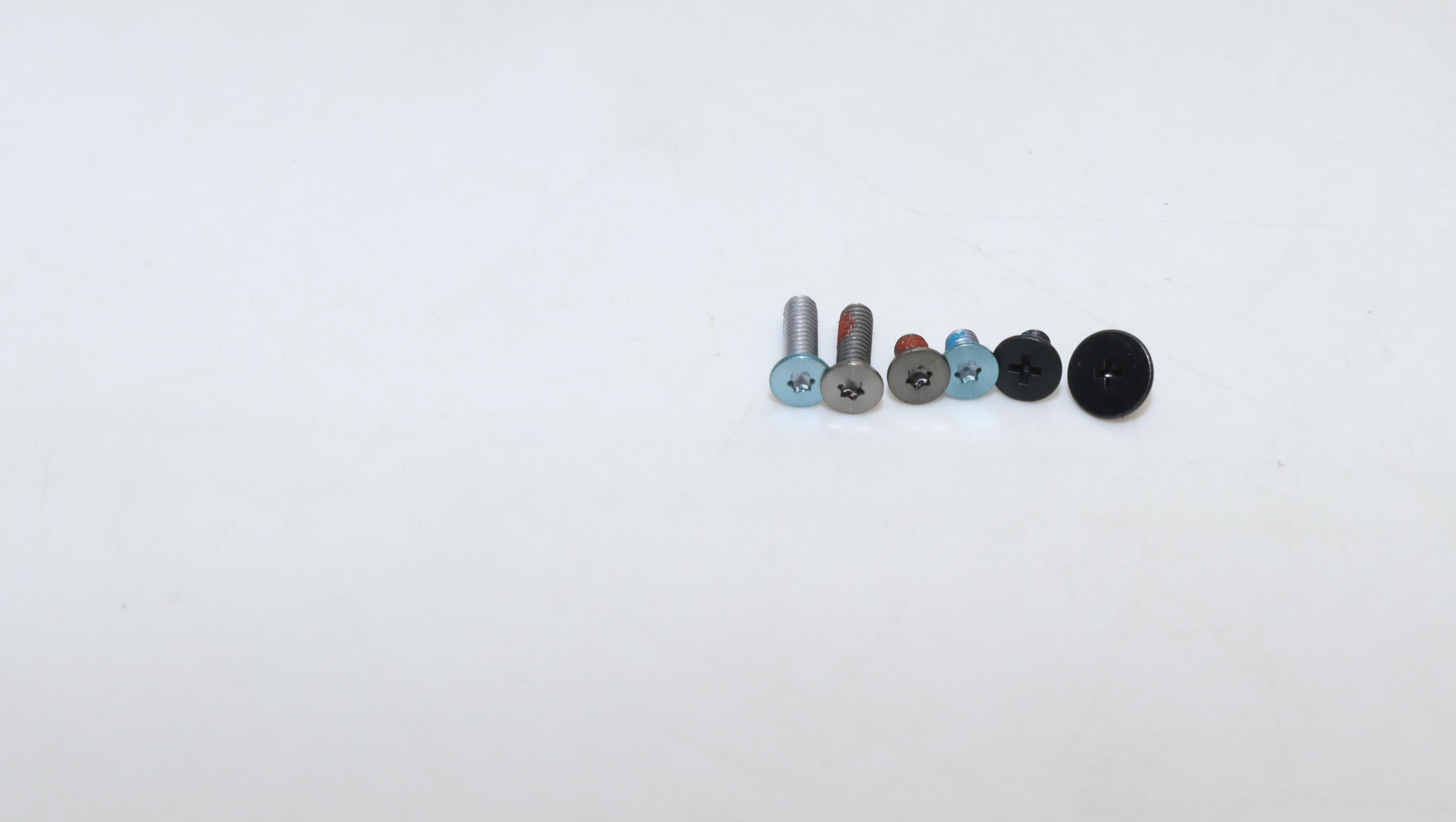 5S10S35587 - Original Lenovo SCREW Screw Pack H 83AM