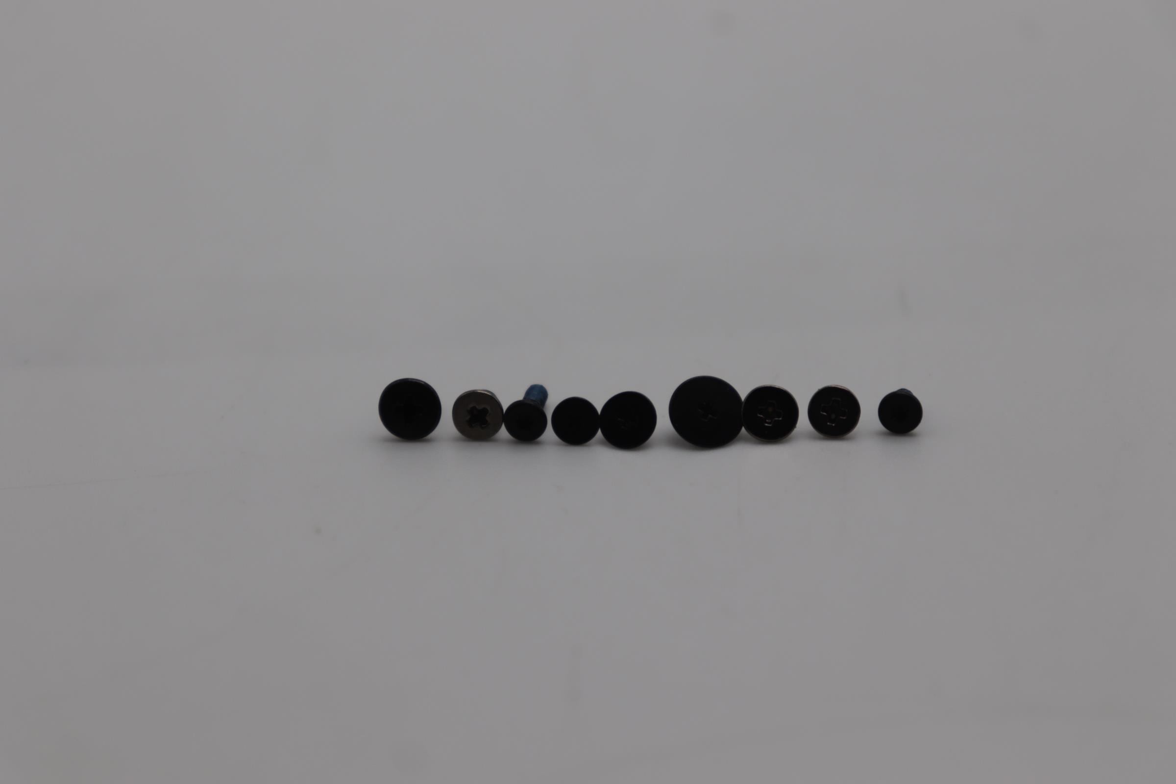 5S10S35667 - Original Lenovo SCREW SCREW L 83GUSCREW KITS