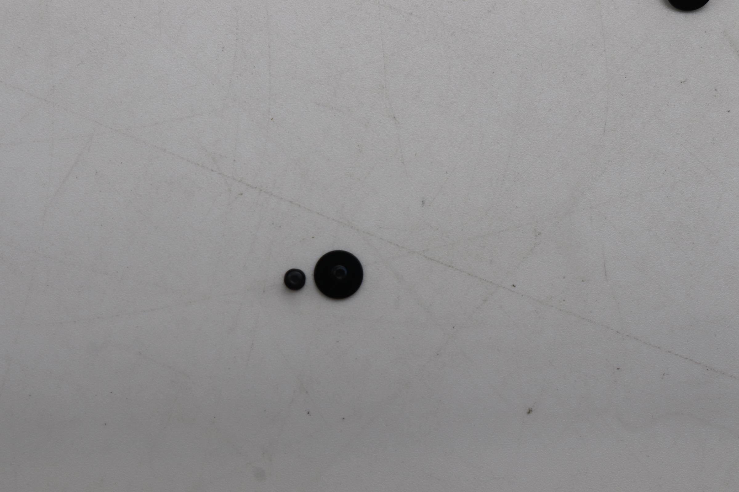 5S10S35704 - Original Lenovo SCREW Screw Pack H 83HH