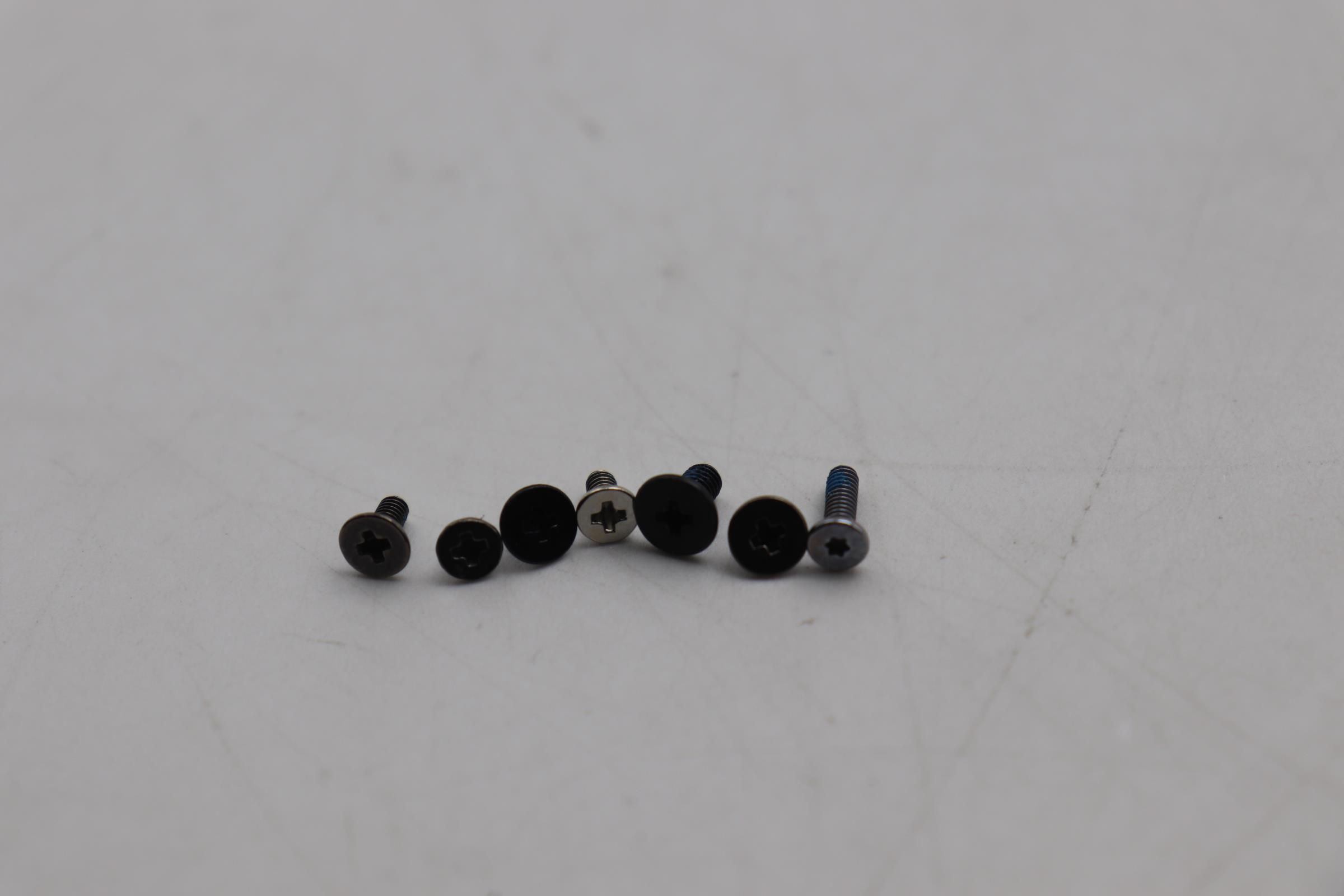 5S10S35723 - Original Lenovo Screw L 83K1 KITS