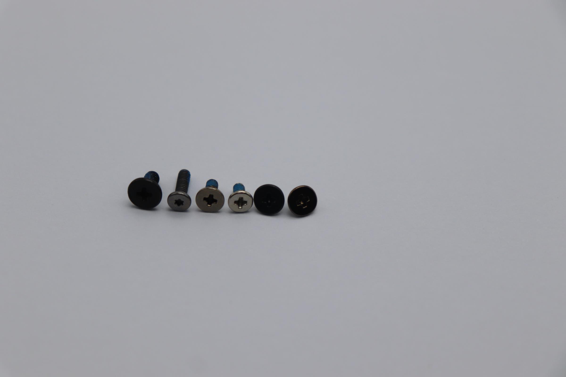 5S10S35725 - Original Lenovo Screw L 83K6 KITS