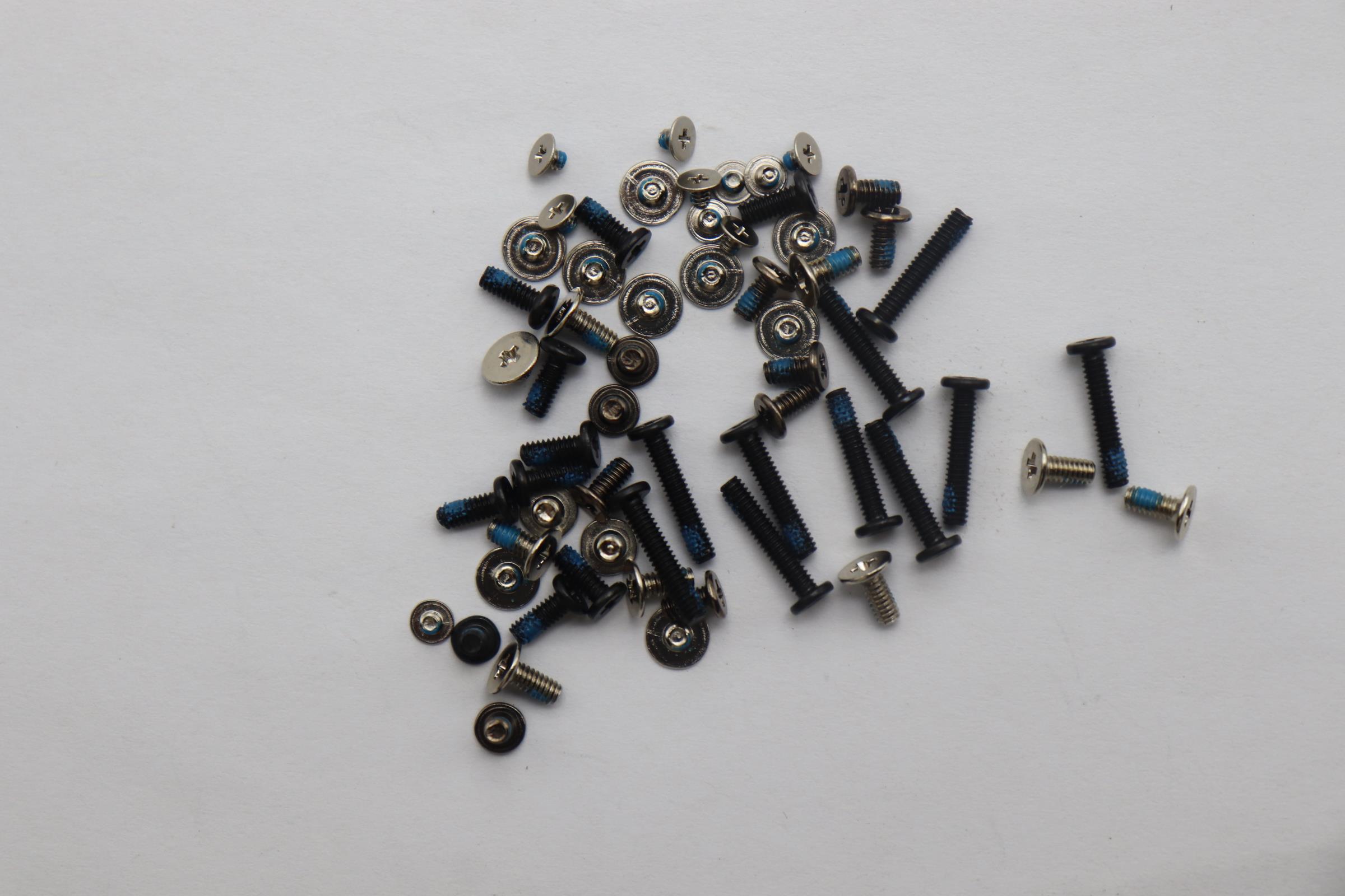 5S10S35780 - Original Lenovo Screw L 83LY Kits