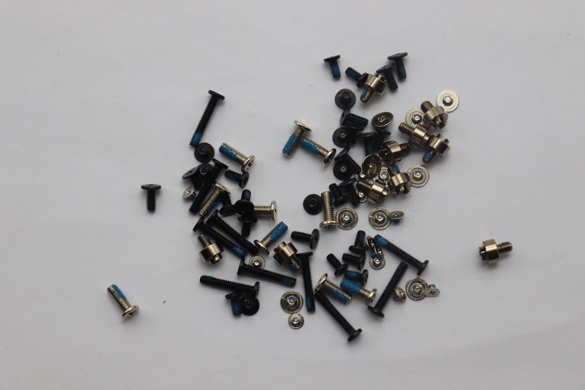 5S10S35782 - Original Lenovo Screw L 83LT KITS