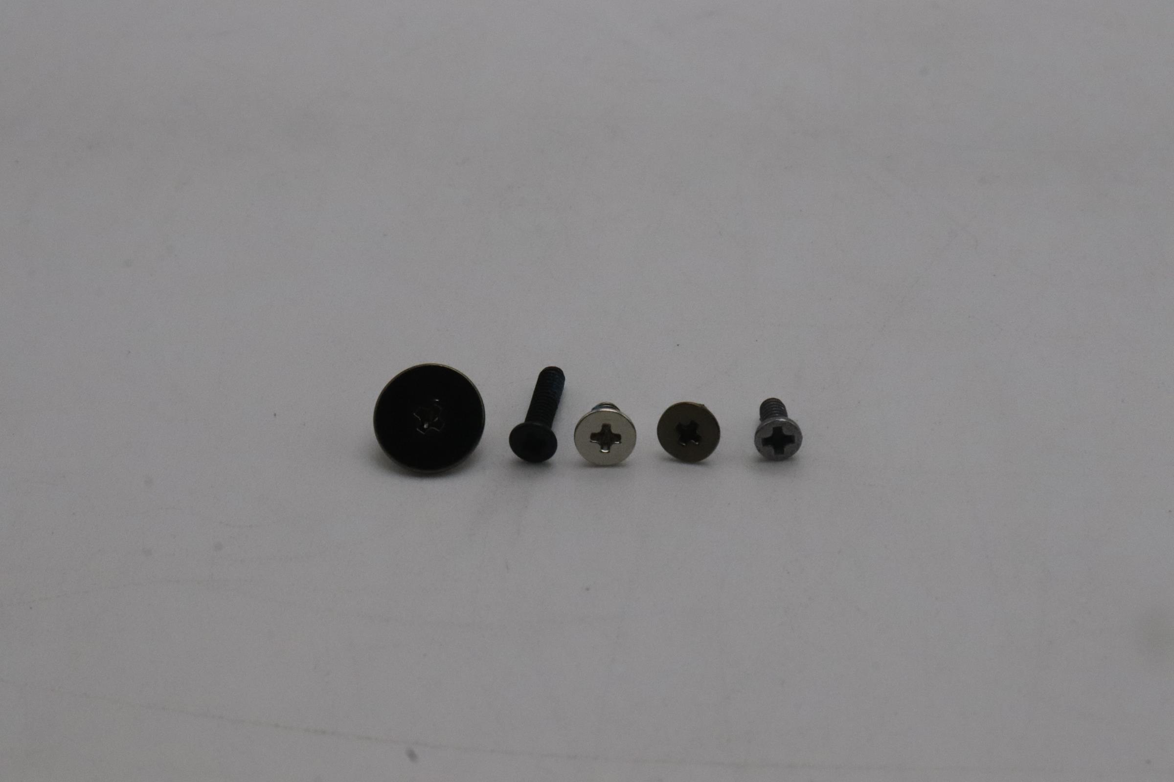 5S10S35812 - Original Lenovo Screw Pack C 83SC