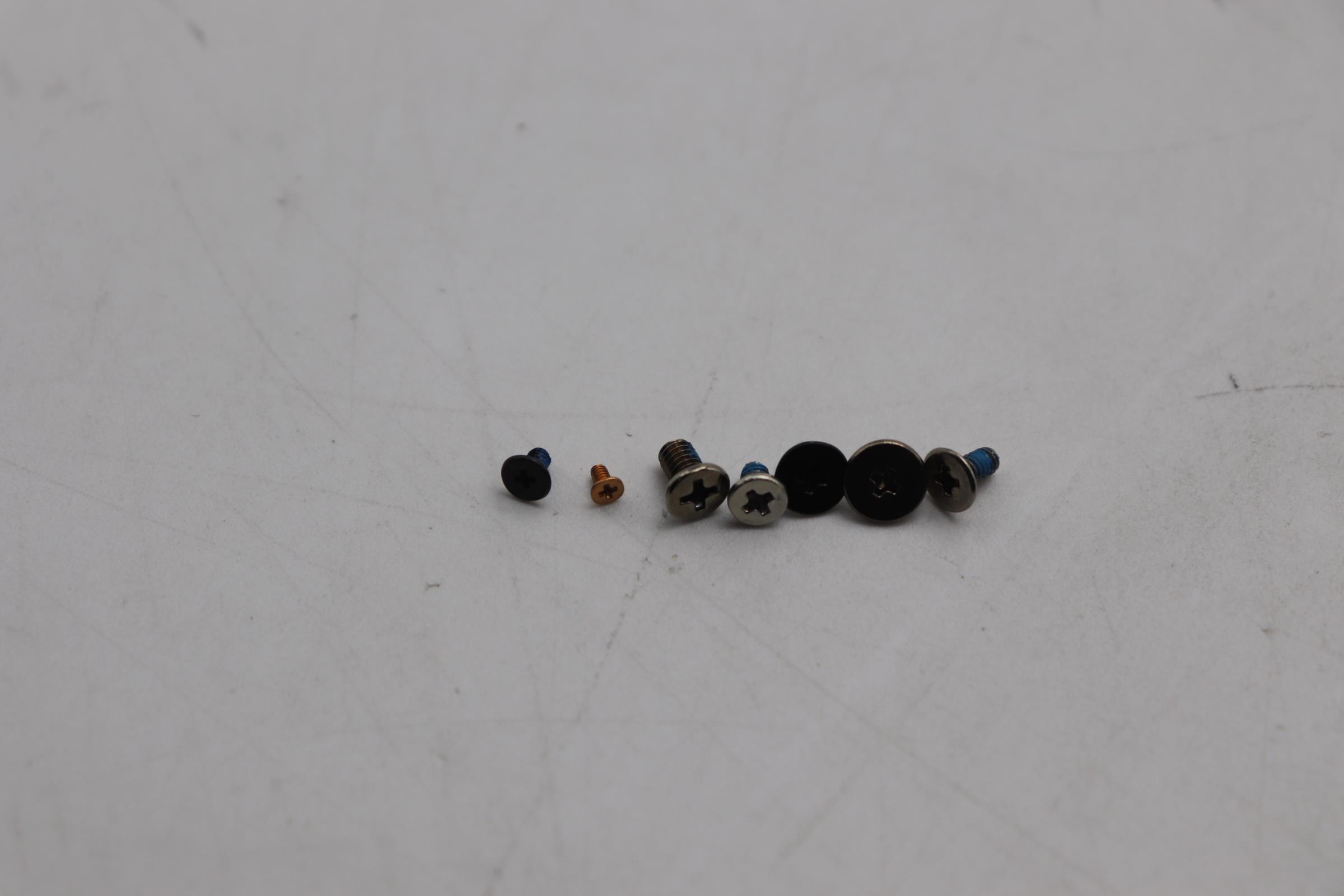5S11L99755 - Original Lenovo Screw Kit