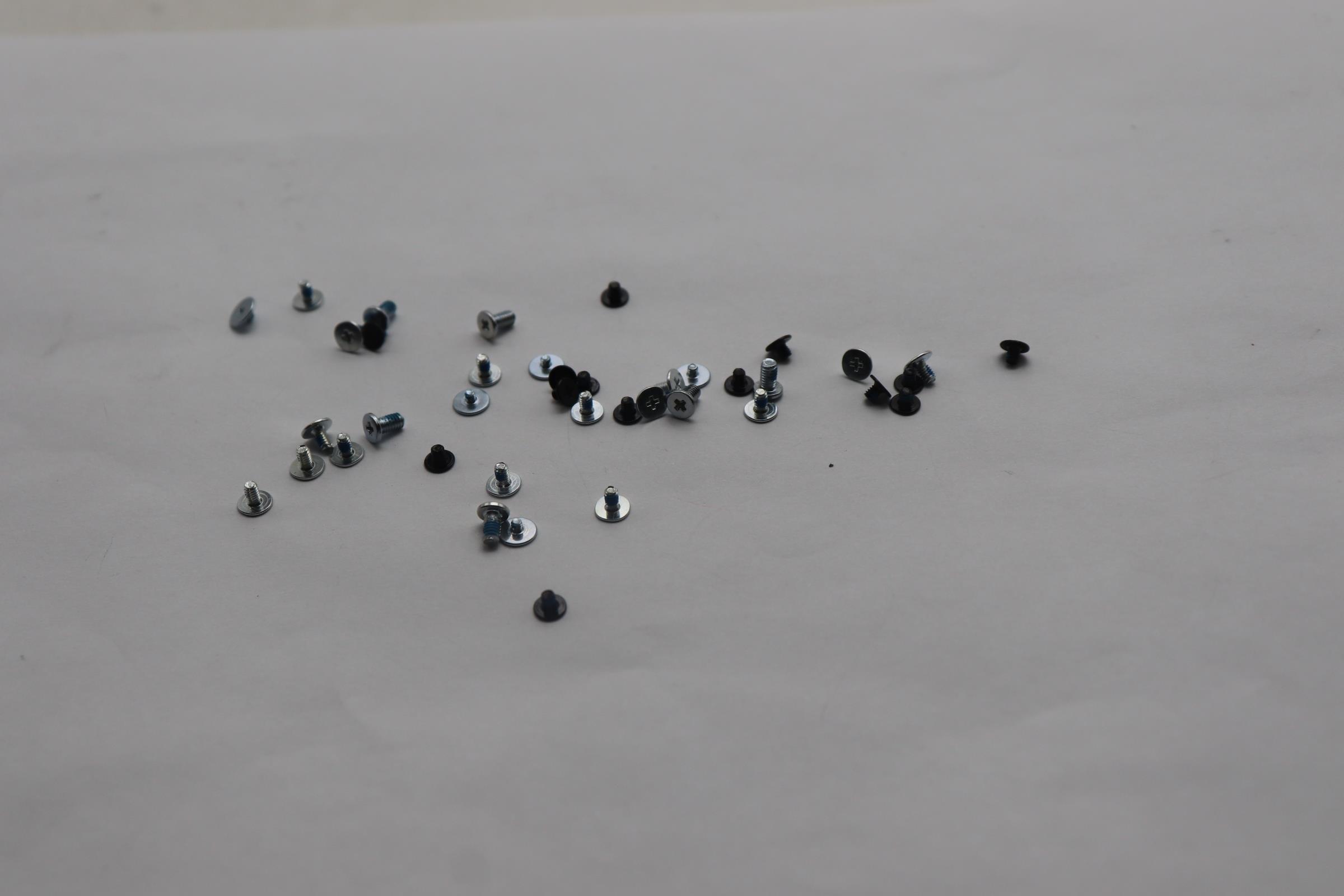 5S11S44444 - Original Lenovo Screw pack H 82W0_VN