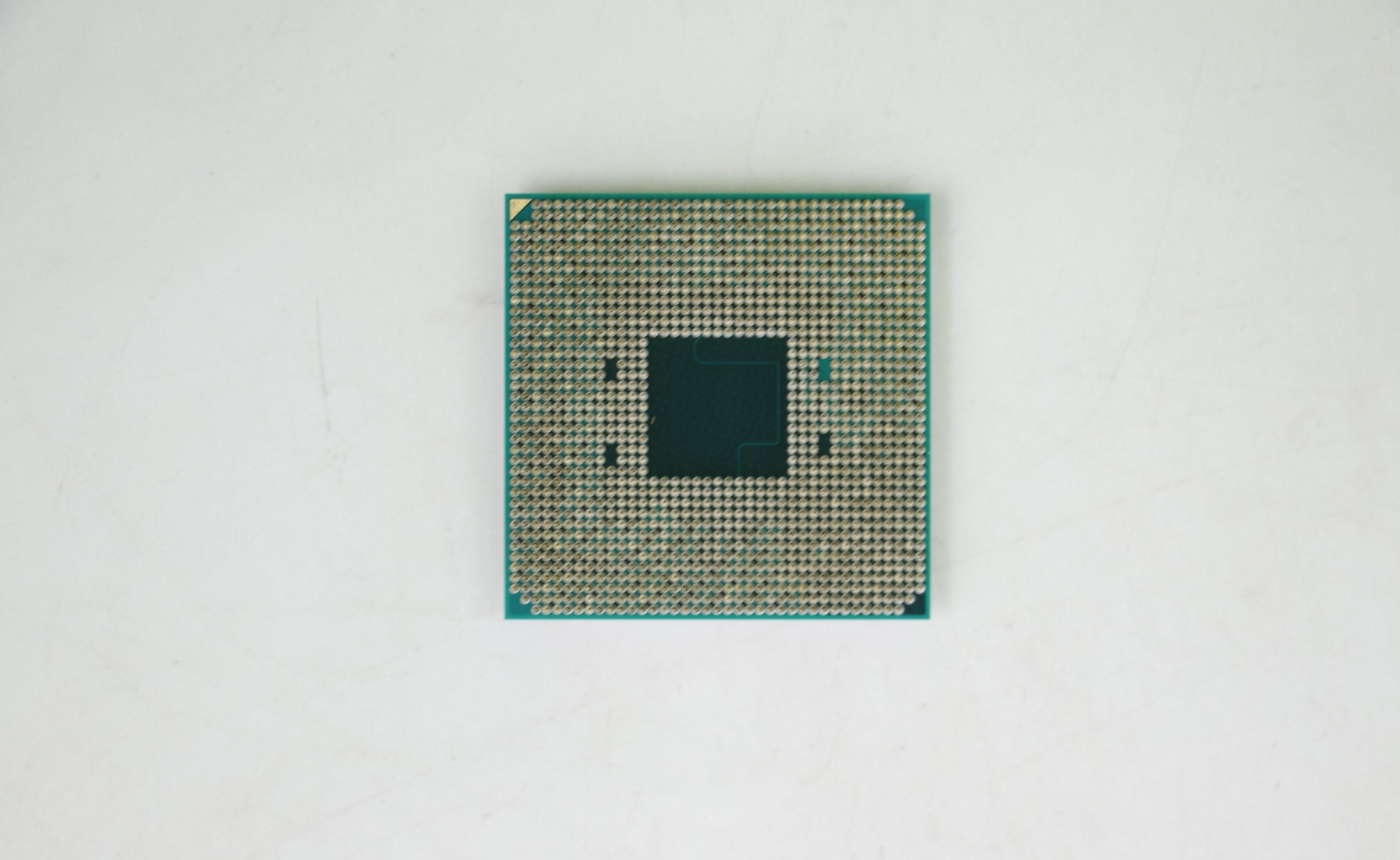 Lenovo Part  Original Lenovo AMD Ryzen 3 3200G 3.6GHz/4C/4M/65W AM4