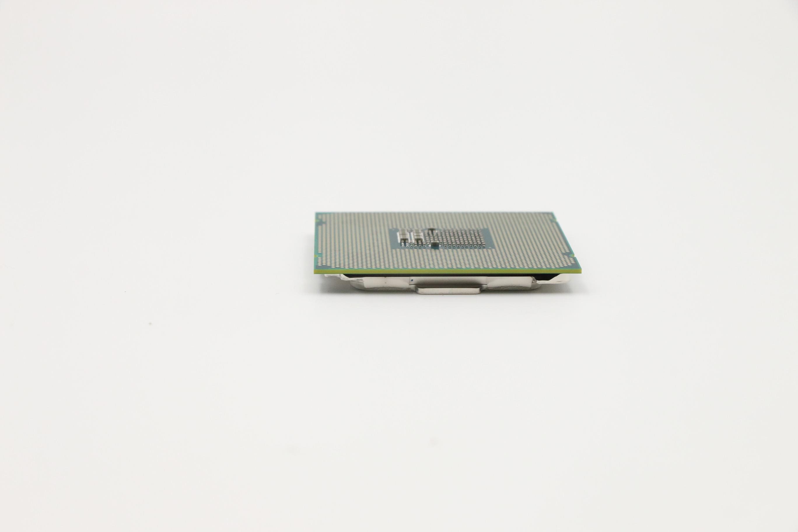 5SA0U56169 - Original Lenovo Xeon W-2235 3.8GHz/6C/8.25M 130W