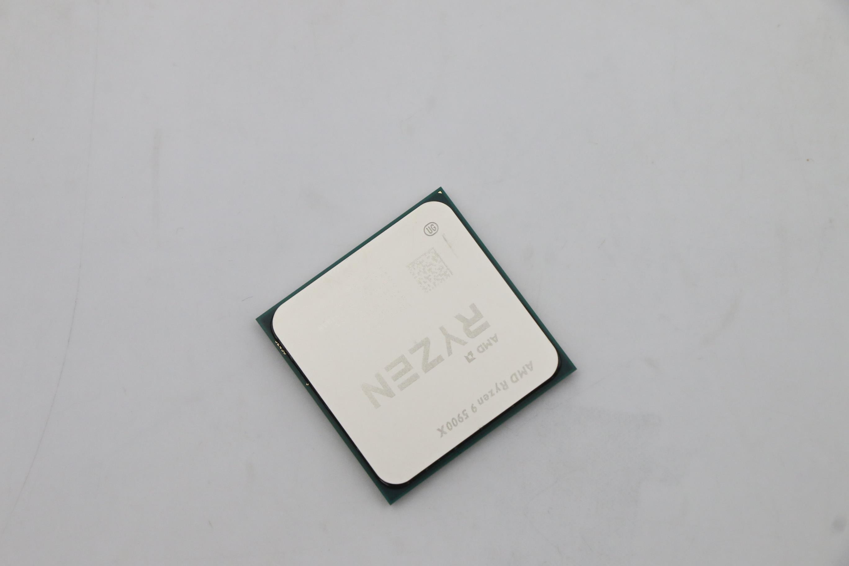 5SA0U56244 - Original Lenovo AMD Ryzen 9 5900X 3.7GHz/12C/64M/105W