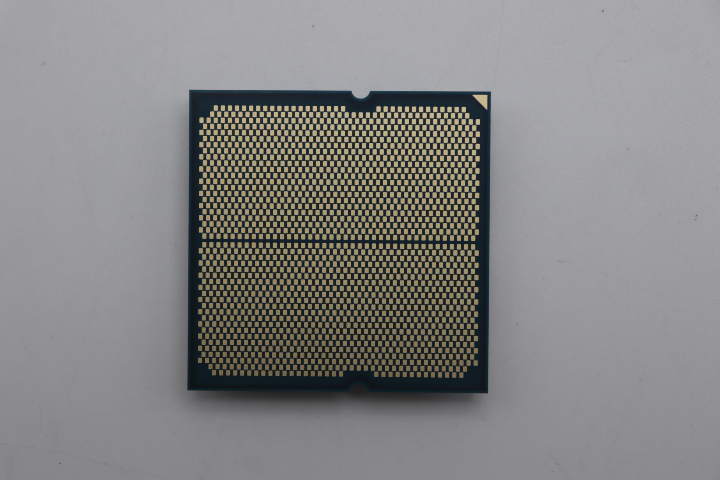 5SA1M85523 - Original Lenovo Processor AMD R3 PRO 8300GE 3.5GHz/4C/8T/8M 35W