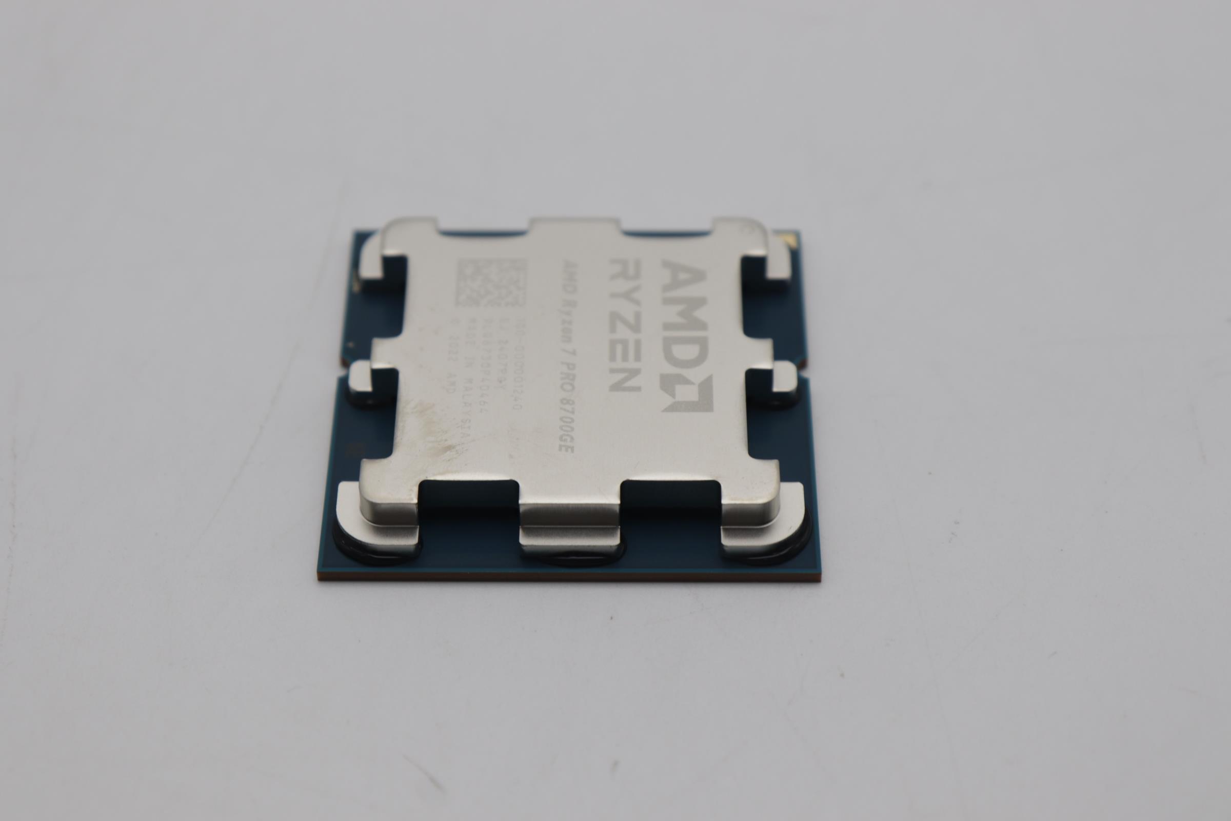5SA1M85524 - Original Lenovo Processor AMD R7 PRO 8700GE 3.65GHz/8C/16T/16M