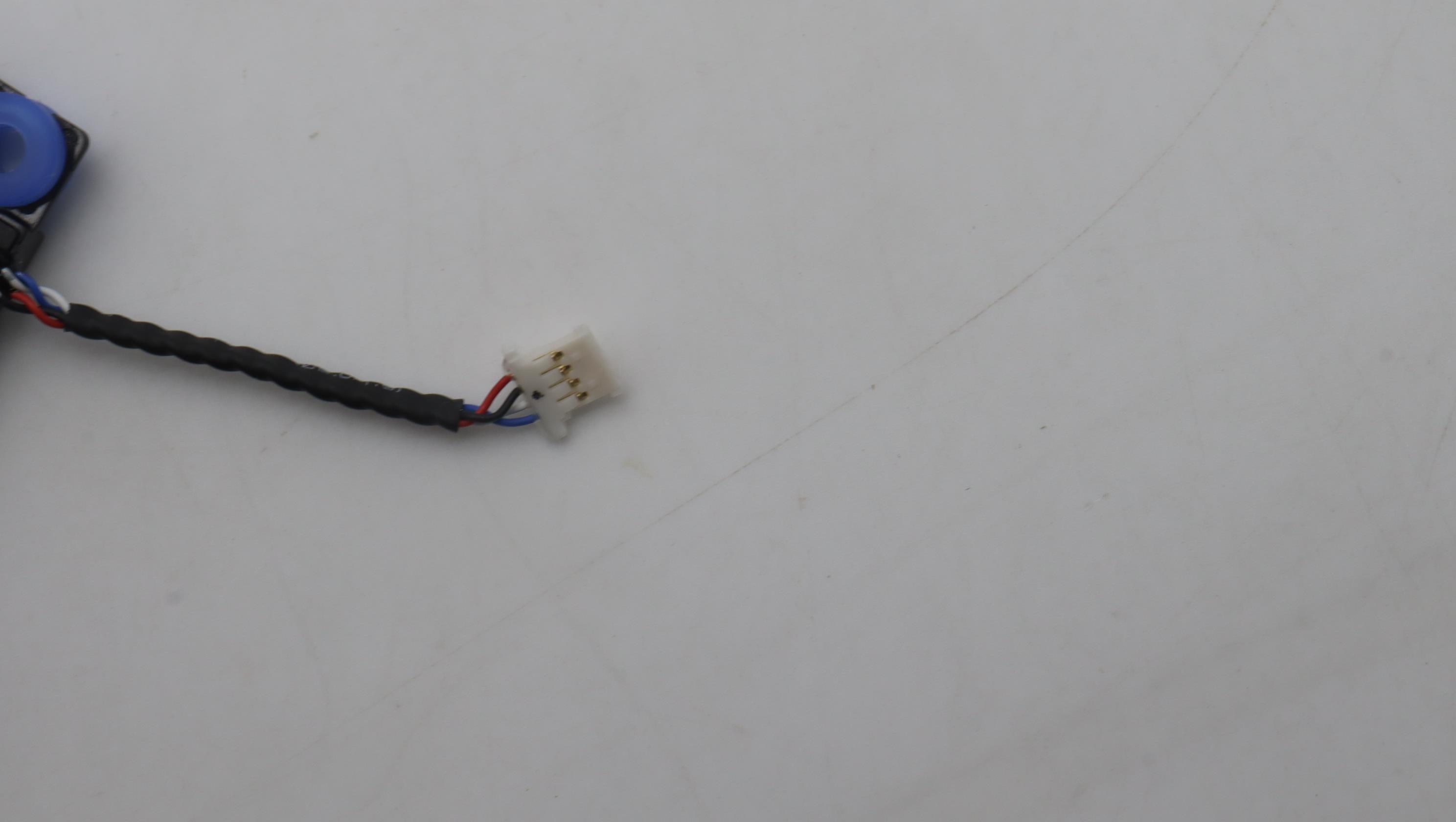5SB0Z88687 - Original Lenovo SPEAKERINT SPK 2W 4OHM MAIN L+R VECO