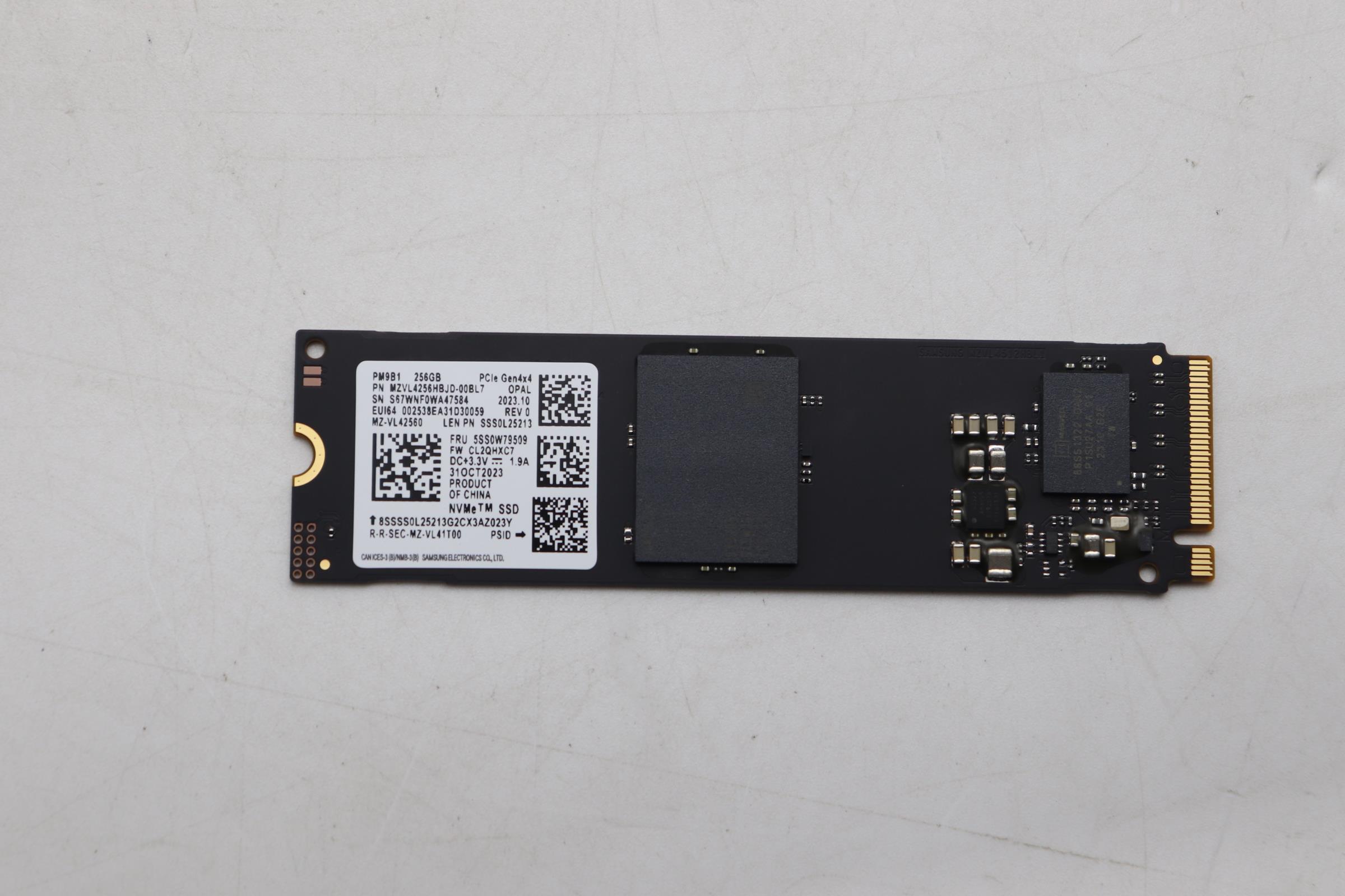 5SS0W79509 - Original Lenovo SSD_ASM 256G,M.2,2280,PCIe4x4,SAM,OPAL