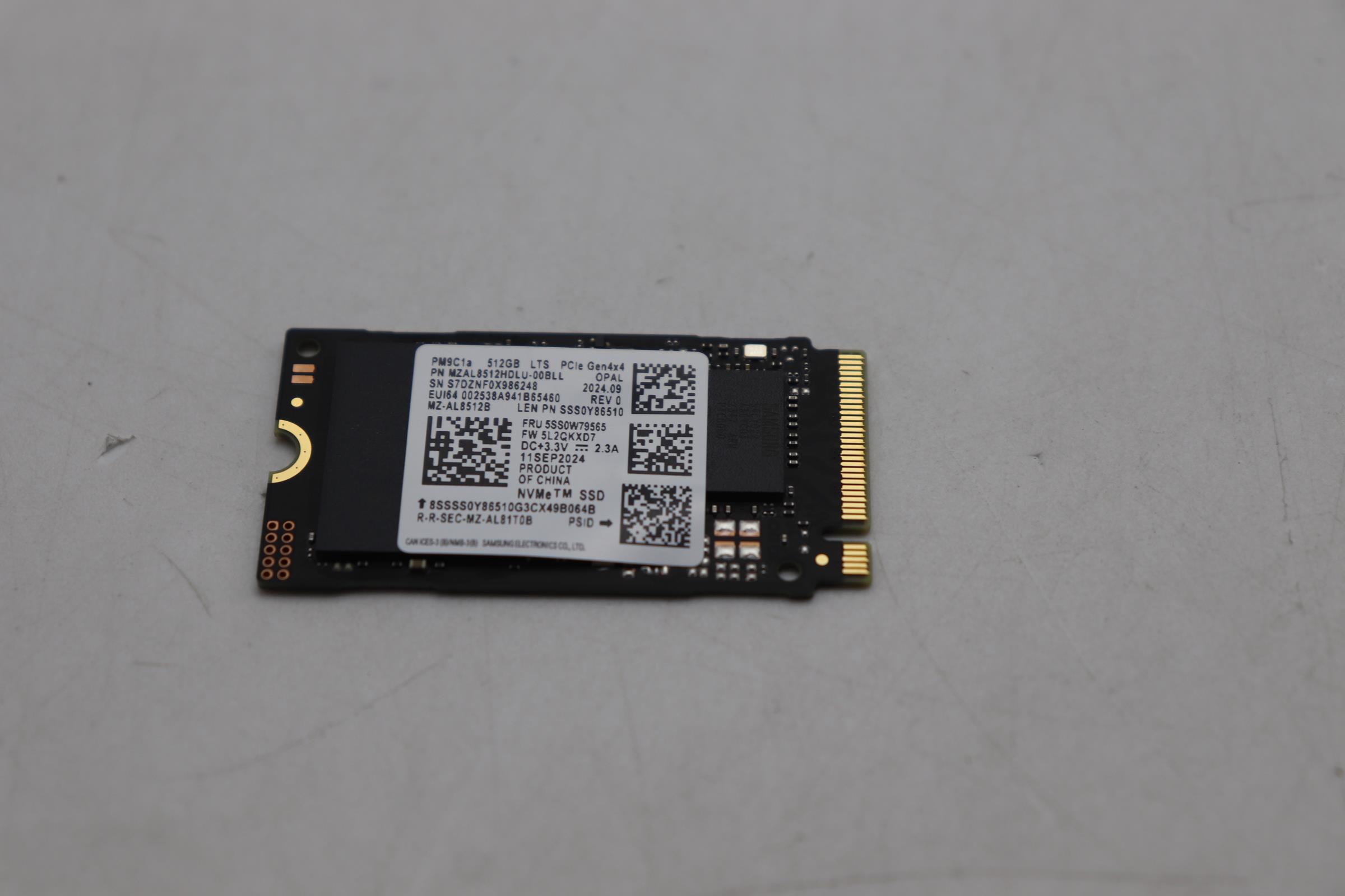 5SS0W79565 - Original Lenovo SSD ASM 512G, M.2, 2242, LTS, PCIe4x4, SAM, OP