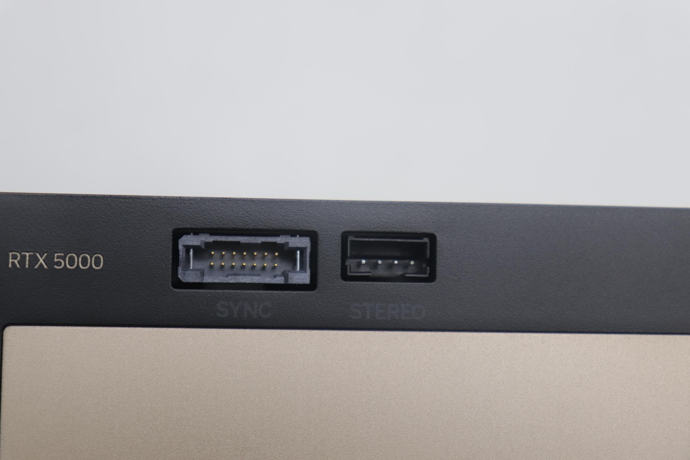 5V11J75460 - Original Lenovo Video Card RTX5000 Ada 32GB 4DP LE