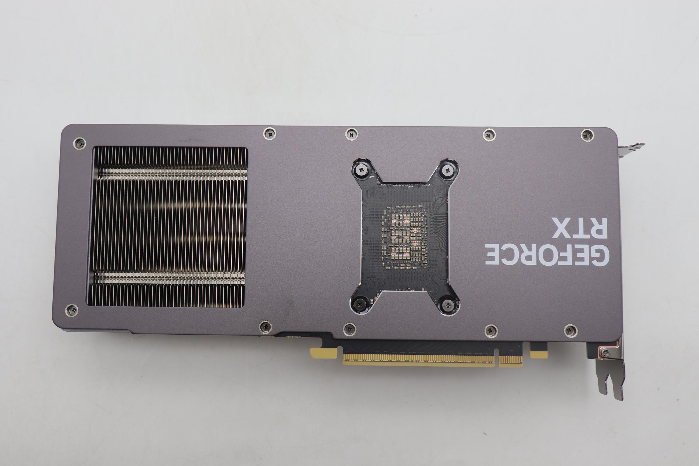 5V11K41561 - Original Lenovo VIDEO_CARD BLD@RTX5070@12G/D7/3DP/H/g