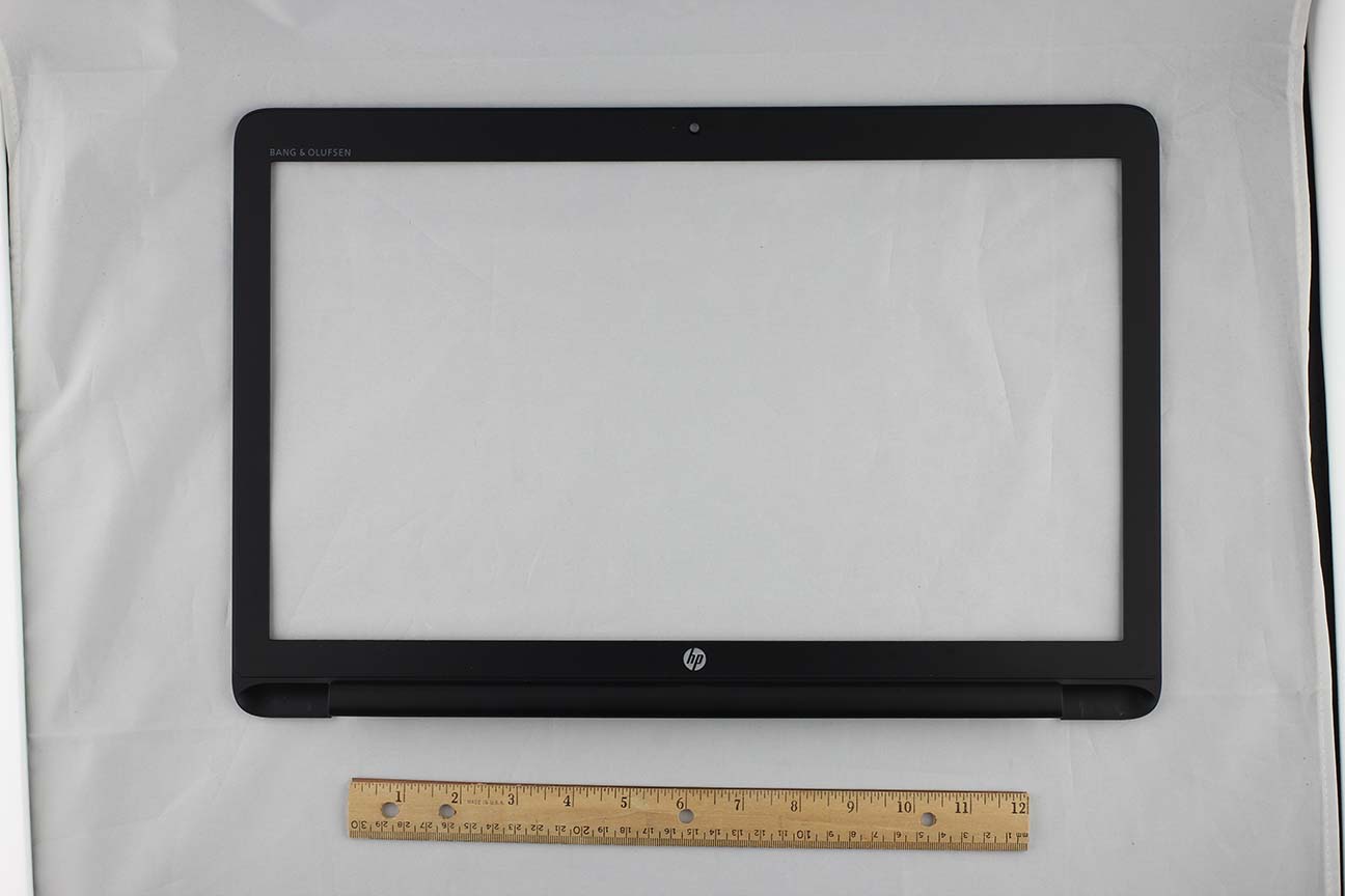 HP ZBook 17 G4 (4ZC57US) Bezel 848368-001