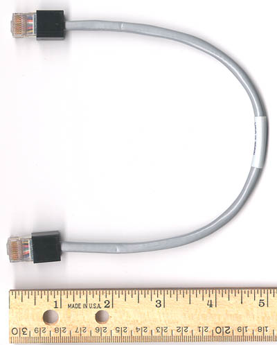 HP 9000 MODEL 715/80 WORKSTATION - A4093AR Cable A4022-62003