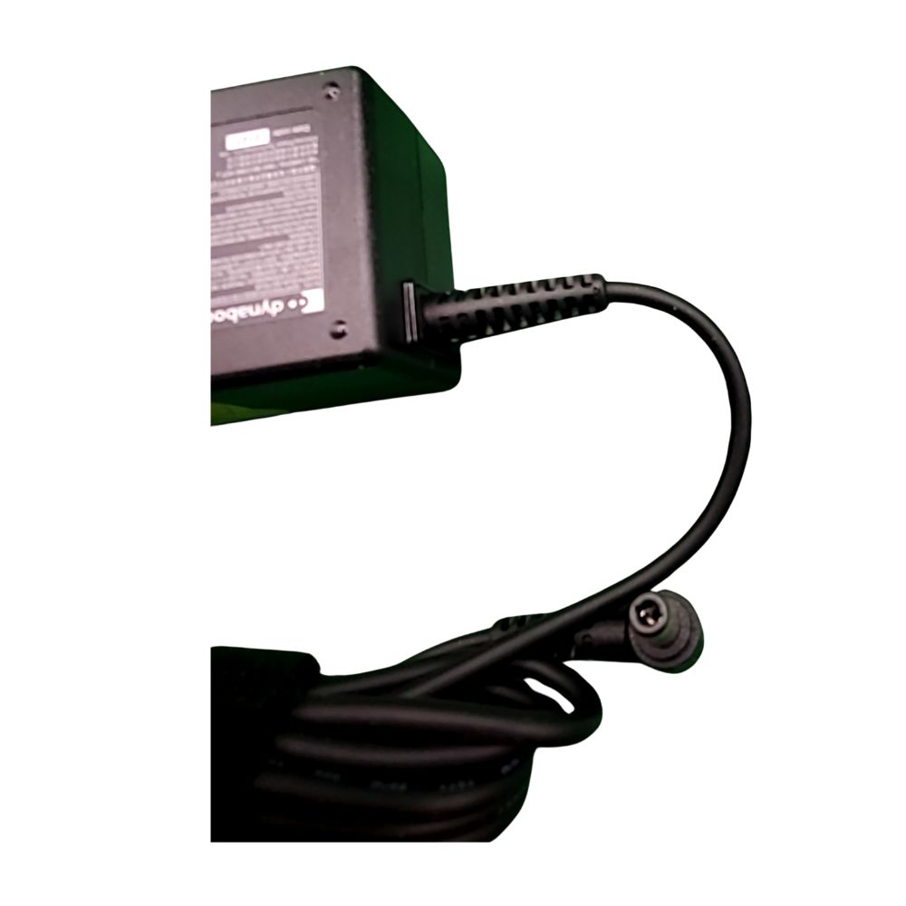 P000834070 - Original Dynabook AC ADAPTOR-L 3P 45W 2.37A